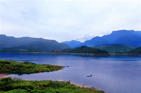 瓦屋山雅女湖农家乐电话