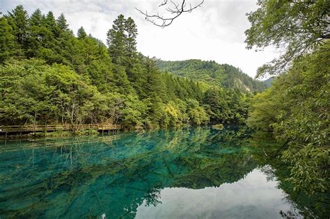 九寨沟旅游团多少钱一个人