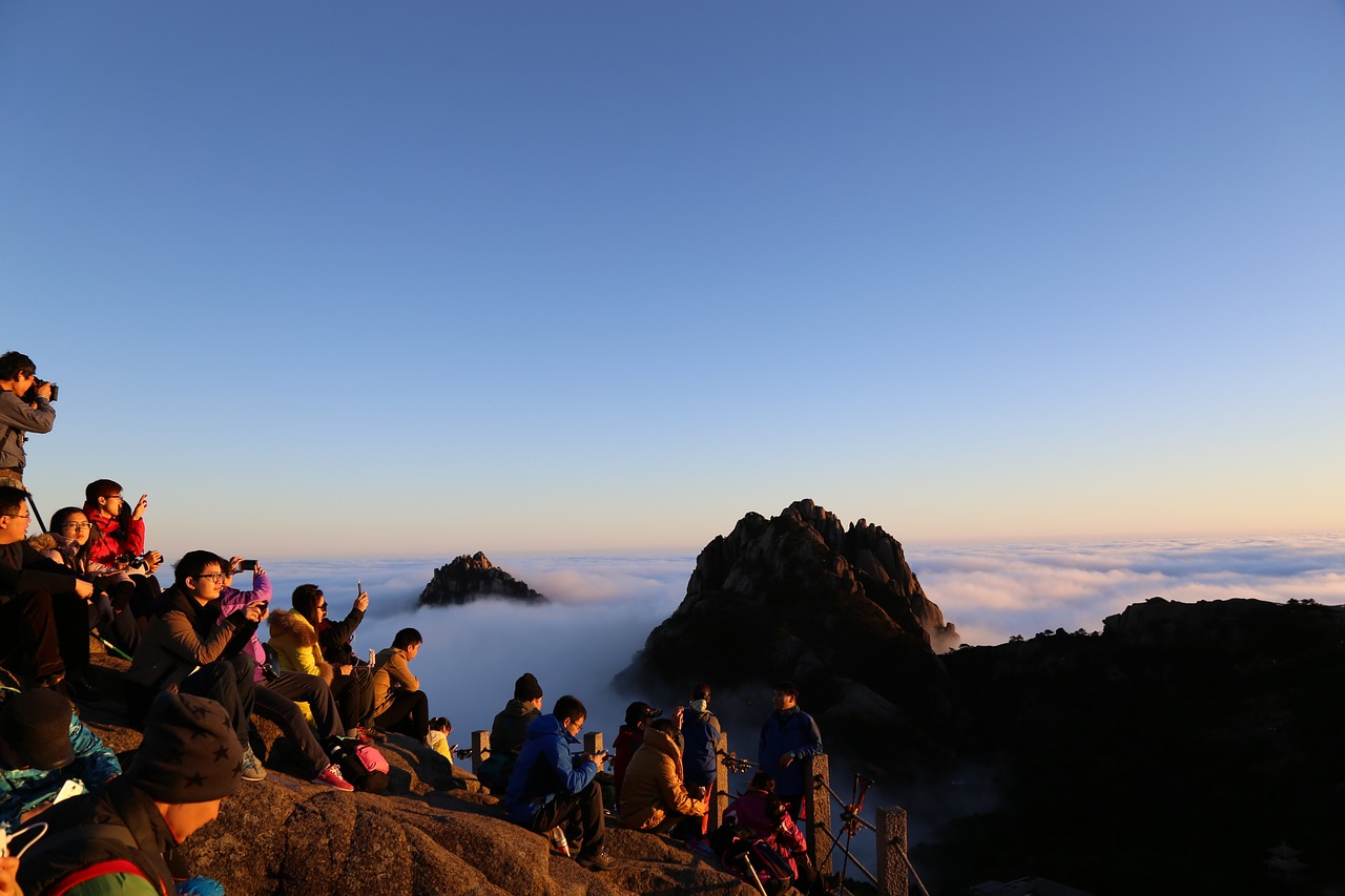 深度解读张家界的五大景区之首，天门山索道、黄龙洞、宝峰湖和十里画廊